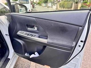 TOYOTA PRIUS ALPHA 2020