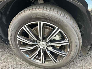 VOLVO XC60 2019
