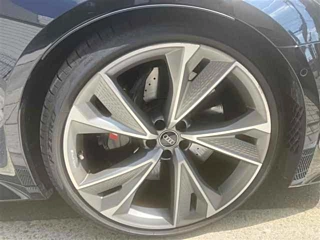 AUDI RS7 2021