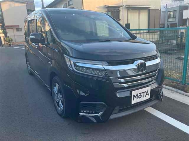 HONDA STEP WAGON 2017