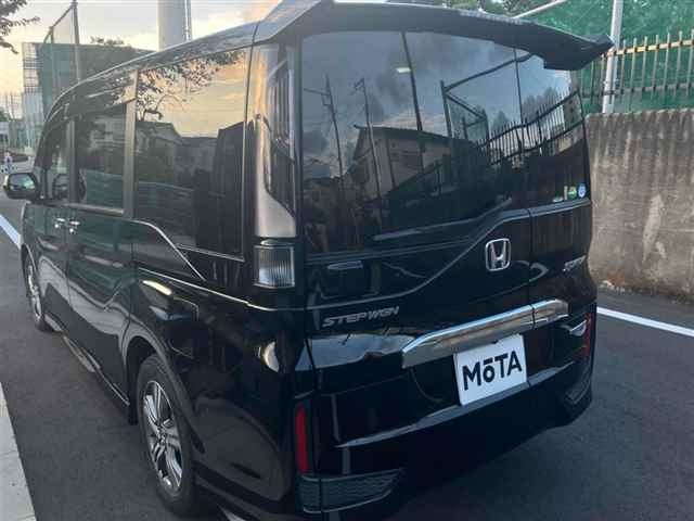 HONDA STEP WAGON 2017