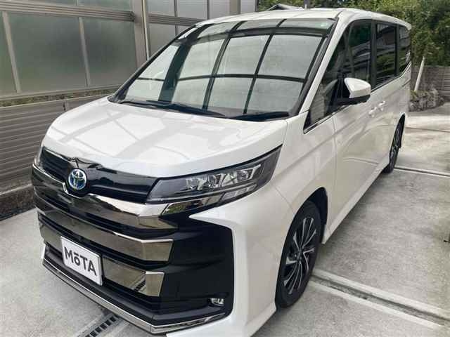 TOYOTA NOAH 2023