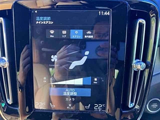 VOLVO XC40 2018