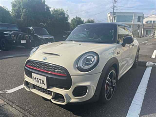 BMW MINI 2020