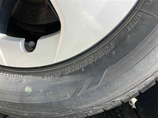 TOYOTA PRIUS 2014