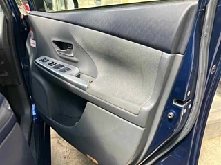 TOYOTA PRIUS ALPHA 2013