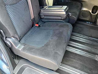 NISSAN SERENA 2013