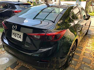 MAZDA AXELA 2015