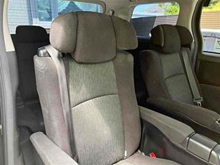 TOYOTA VELLFIRE 2011