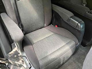 TOYOTA VELLFIRE 2011