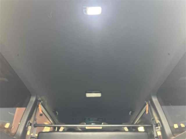 TOYOTA HIACE VAN 2019