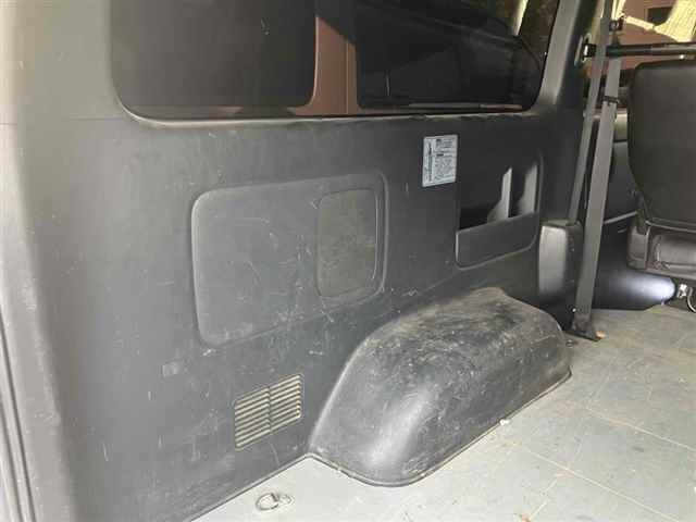 TOYOTA HIACE VAN 2019