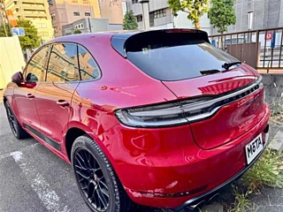 PORSCHE MACAN 2021