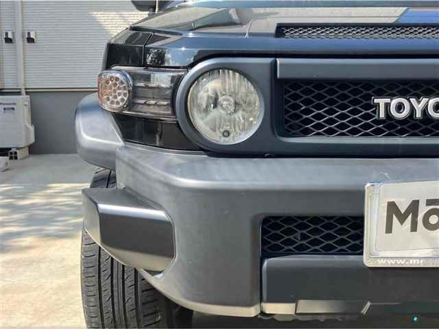 TOYOTA FJ CRUISER 2011