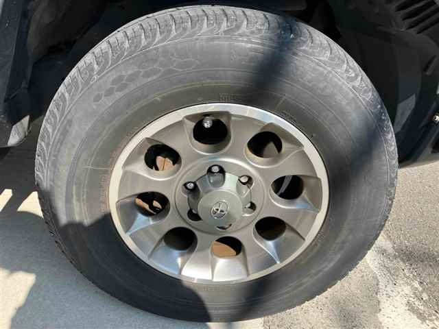 TOYOTA FJ CRUISER 2011