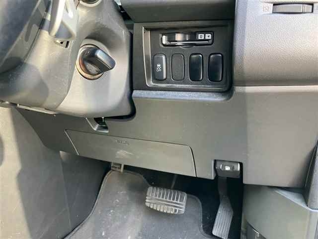 MITSUBISHI DELICA D5 2017