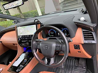 TOYOTA VELLFIRE 2025