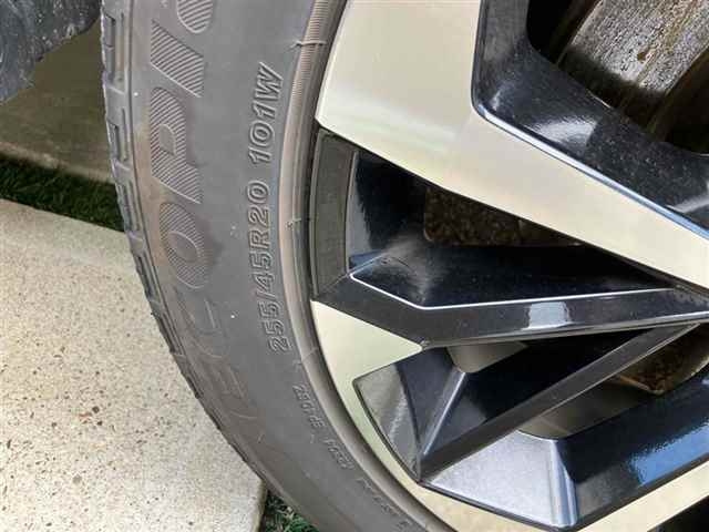 MITSUBISHI OUTLANDER PHEV 2023