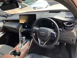 TOYOTA HARRIER 2020