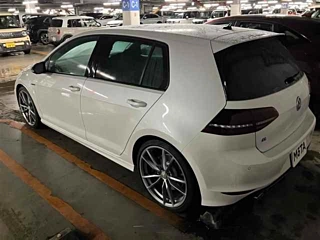 VOLKSWAGEN GOLF 2017