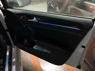 VOLKSWAGEN GOLF 2017