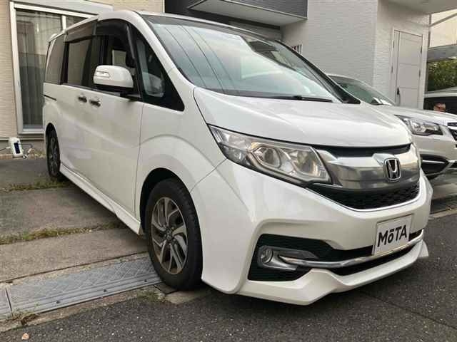 HONDA STEP WAGON 2016