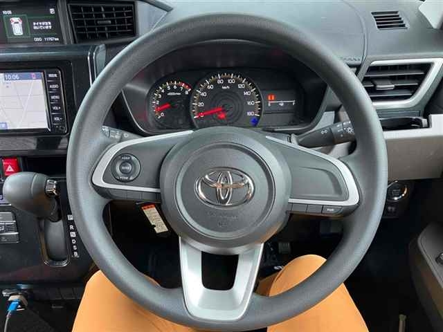 TOYOTA ROOMY 2020