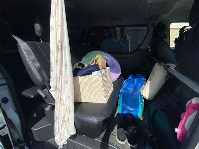 TOYOTA HIACE VAN 2021