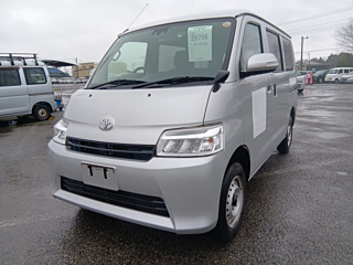TOYOTA TOWN ACE VAN