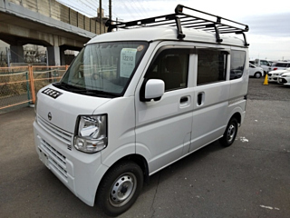 NISSAN CLIPPER VAN