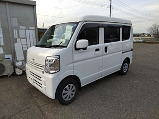 NISSAN CLIPPER VAN