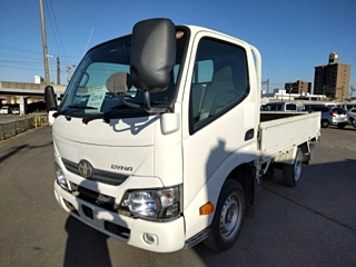 TOYOTA DYNA