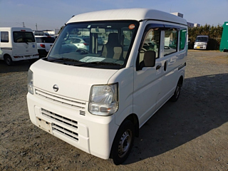 NISSAN CLIPPER VAN