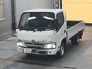 TOYOTA DYNA