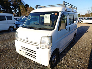 NISSAN CLIPPER VAN