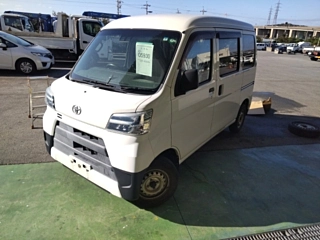 TOYOTA PIXIS VAN