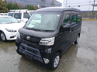 TOYOTA PIXIS VAN