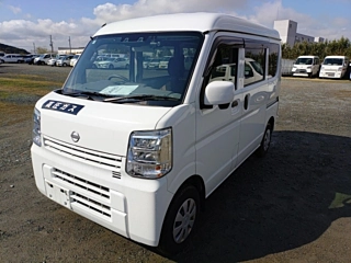 NISSAN CLIPPER VAN