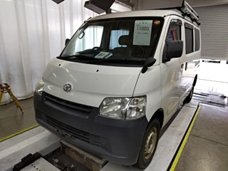 TOYOTA TOWN ACE VAN