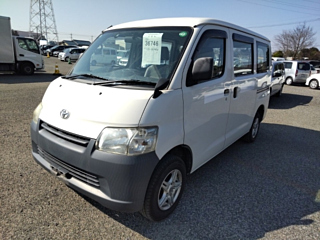 TOYOTA LITE ACE VAN