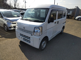 NISSAN CLIPPER VAN