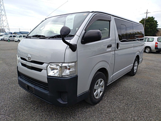 TOYOTA REGIUS ACE VAN