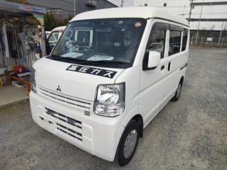 MITSUBISHI MINICAB VAN