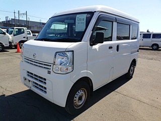NISSAN CLIPPER VAN