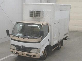 Hino Dutro 2010