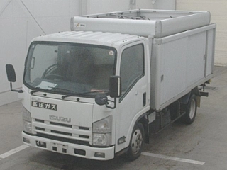 Isuzu Elf 2013