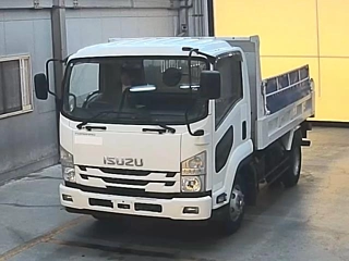 Isuzu Forward 2015