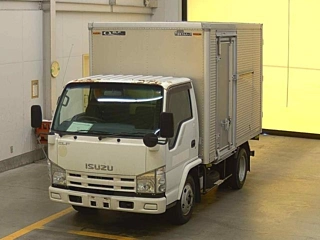 Isuzu Elf 2009