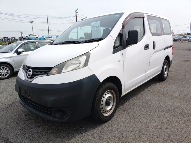 Nissan NV200