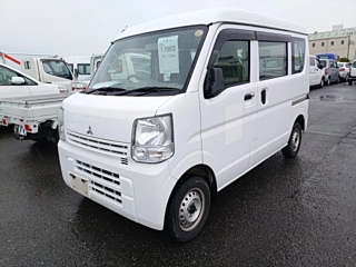 Mitsubishi Minicab 2016